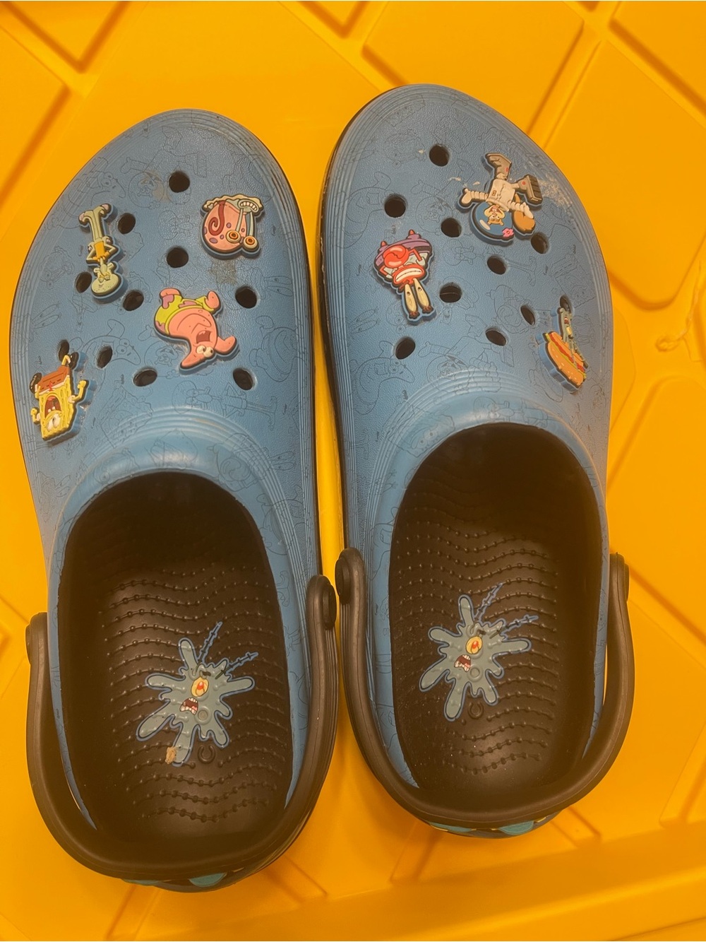 CROCS Kids Blue Clogs with Colorful Character Jibbitz. Used once